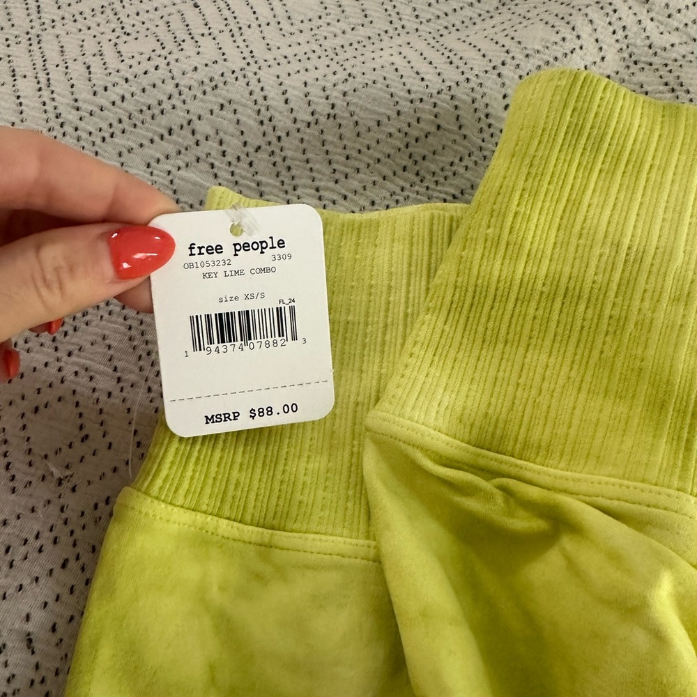 XS/S workout bundle - Picture 8 of 16